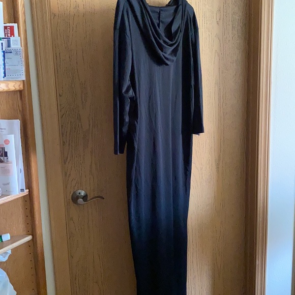 3/$15 Adult Black Dress Costume one size fits most - Picture 2 of 4
